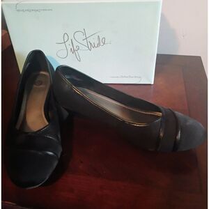 Life Stride Women's Black Pumps